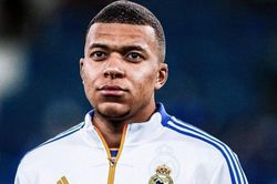 Real Madrid ra giá lần cuối cho Mbappe