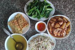 Năm năm an phận lương 9 triệu, giật mình lần lại cơ hội thay đổi cuộc đời