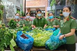 Danh sách các mặt hàng tại 30 điểm bán hàng lưu động của Công an thành phố