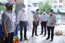 Huy động lực lượng giúp dân khi mở lại chợ truyền thống