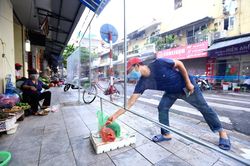 Chợ Hàng Bè nổi tiếng Hà Nội mở lại với diện mạo mới