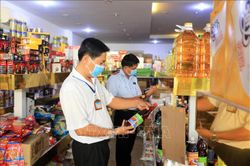 Tăng cường kiểm tra hoạt động cung ứng hàng hóa thiết yếu