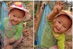 Gặp nụ cười xinh xắn 'vạn người mê' của em bé ven đường, thanh niên suýt khóc khi nhìn xuống chân em