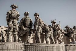 Quân đội Mỹ đã bắt đầu rút quân từ sân bay Kabul