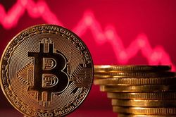 Bitcoin biến động mạnh, dân đầu cơ một tuần lao đao