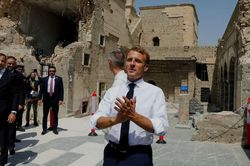Tổng thống Pháp Emmanuel Macron thăm thành trì cũ của IS ở Iraq