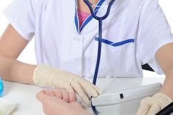 Chế độ dinh dưỡng tăng sức đề kháng cho người có bệnh lý nền