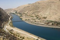 Cảnh báo thảm họa nhân đạo do sông Euphrates ngày càng thu hẹp