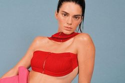 Kendall Jenner bị chê gương mặt vừa đơ và kênh kiệu trong loạt ảnh chụp mới