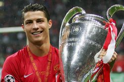 MU trả phí chuyển nhượng của Ronaldo cho Juve trong 5 năm
