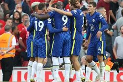 Cuộc đua vô địch Ngoại hạng Anh: Man City, Chelsea, và Liverpool chiếm thế thượng phong