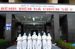 'Áo chống sốc nhiệt' - Sản phẩm ý nghĩa cho công tác phòng dịch