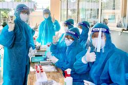 Sát cánh cùng miền nam chống dịch