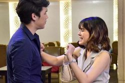 Kiệt sức chăm mẹ chồng ốm, vợ bàng hoàng khi nghe được lời chồng nói với bạn và cách xử lý cứng rắn của cô