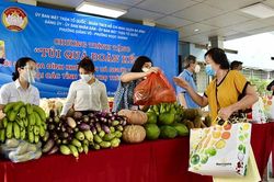 Cho đi không cần nhận lại