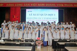 Y bác sĩ Bệnh viện E vào tiếp sức TP Hồ Chí Minh chống dịch