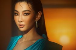 Miss Grand International: Thùy Tiên 'gây sốt' trước ngày lên đường