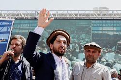 Nhà ngoại giao tiết lộ Taliban có ý định tiêu diệt thủ lĩnh kháng chiến