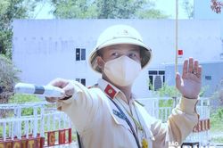 Những chiến sĩ 'áo vàng' trên mặt trận phòng, chống Covid-19