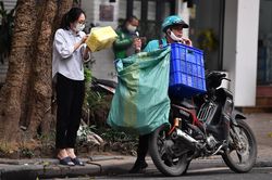 Sàn thương mại điện tử ở TP.HCM giao cả trăm nghìn đơn hàng