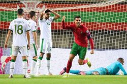 Ronaldo đi vào lịch sử, Bồ Đào Nha thắng siêu kịch tính