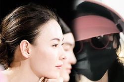 Tượng đài sắc đẹp 41 tuổi dưỡng da còn kỹ hơn cả Phạm Băng Băng