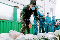 Lực lượng vũ trang huyện Đức Trọng xung kích trên tuyến đầu chống dịch