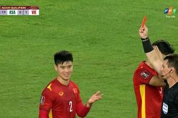 AFC lý giải về thẻ vàng đầu tiên của Duy Mạnh
