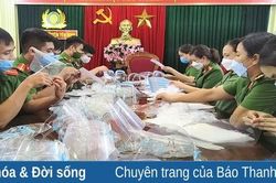Đoàn Thanh niên và Hội Phụ nữ cơ quan Công an huyện Yên Định hỗ trợ tấm kinh chắn giọt bắn, nhu yếu phẩm cho các chốt kiểm soát dịch bệnh COVID-19