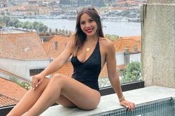 Nữ sinh ngành y trở thành người mẫu nổi tiếng