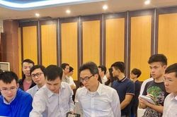 Ẩn mình nơi kẻ thù giấu mặt