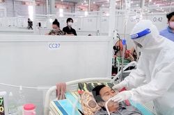 Cận cảnh quá trình điều trị F0 ở bệnh viện có sức chứa 27.000 giường tại Bình Dương