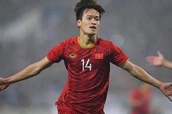 Hoàng Đức được thưởng quà bất ngờ khi vừa về nước