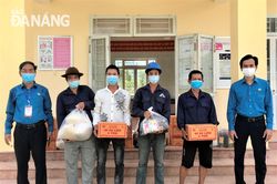 Hỗ trợ người lao động khó khăn