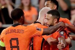 Vòng loại World Cup 2022: Pháp bị Ukraina cầm hòa, Hà Lan thắng trận đầu thời Van Gaal