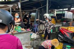 Một quận ở TPHCM tính mở lại một số hoạt động kinh doanh từ 20/9