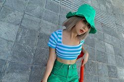 Quỳnh Anh Shyn khoe street style chất ngất, ai ngờ vẫn bị chê 'phèn' vì điểm này