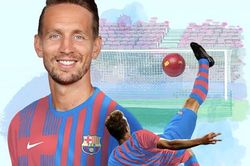 Luuk de Jong: Số 9 tạm bợ của Koeman