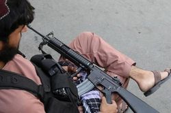 Taliban ra quy định cấm các tay súng bắn chỉ thiên ăn mừng