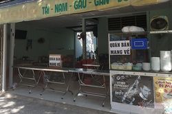'Vùng xanh' đầu tiên của một huyện ở Hà Nội được bán hàng ăn mang về