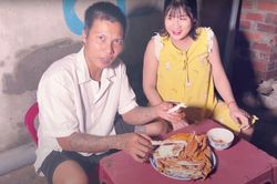 Vợ Lộc Fuho 'xót' chồng vì mãi 'dạy học' kiếm tiền, cơ thể gầy gò hơn xưa