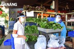 Tiếp tục vận hành 22 điểm bán hàng tại các quận