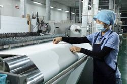 Bộ Tài chính nói gì về kiến nghị bỏ thuế VAT với vải trong nước dùng may xuất khẩu?