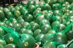 Bưởi da xanh giảm giá còn 30.000 đồng/kg vẫn ế 'sưng'