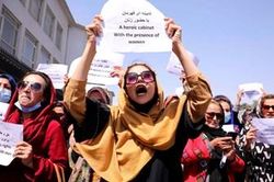 Taliban tái áp đặt qui định cực 'ngặt' khiến nữ sinh khóc ròng