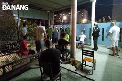 Phát hiện, xử lý 9 đối tượng tụ tập ăn nhậu, hát karaoke