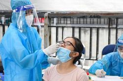 Thêm 3 người mắc COVID-19 không rõ nguồn lây, Hà Nội công bố 29 ca mới trưa 7/9