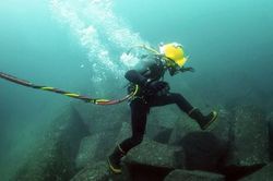 Hai tuyến cáp quang cùng gặp sự cố gây khó khăn cho các hoạt động trực tuyến
