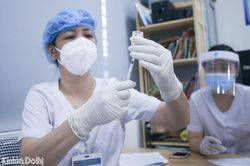 Có tiêm trộn vaccine Moderna và vaccine khác được không?