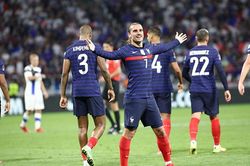 Vòng loại World Cup 2022: Griezmann ghi cú đúp cho Pháp, Depay lập hat-trick giúp Hà Lan lên đầu
